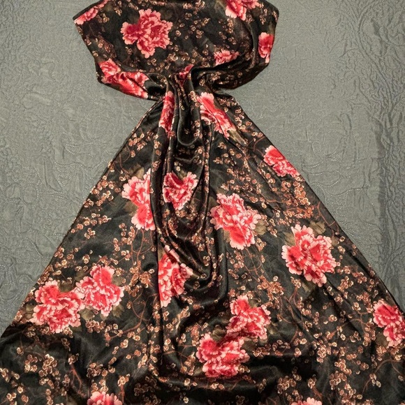 MAXI SATIN SLIP DRESS - Picture 2 of 4